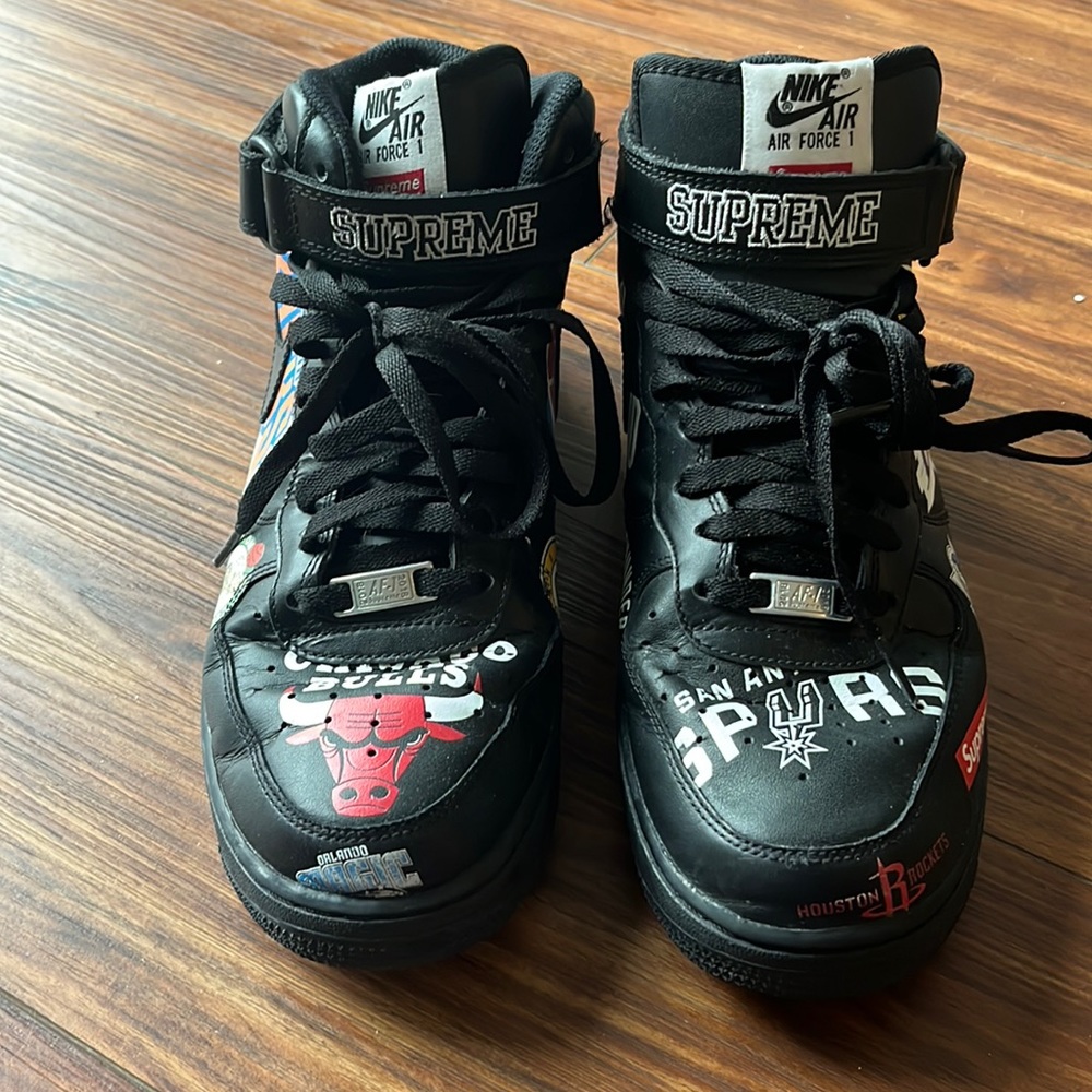 Supreme/ Nike Air Force 1 mid, mens 10.5